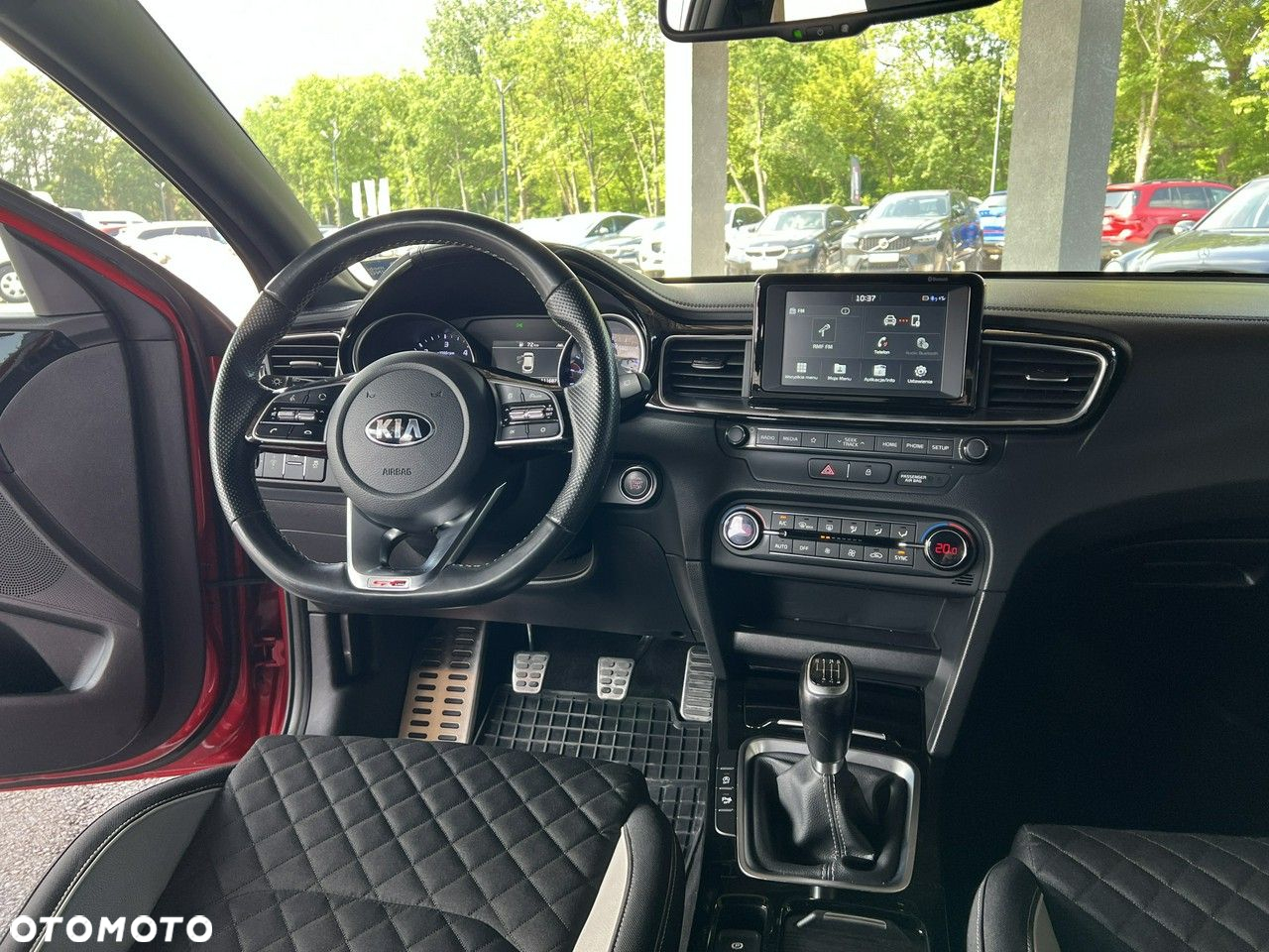Kia ProCeed - 36
