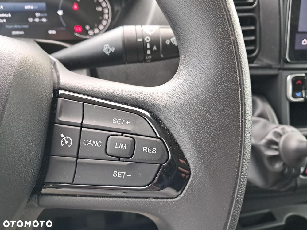 Toyota PROACE MAX - 16