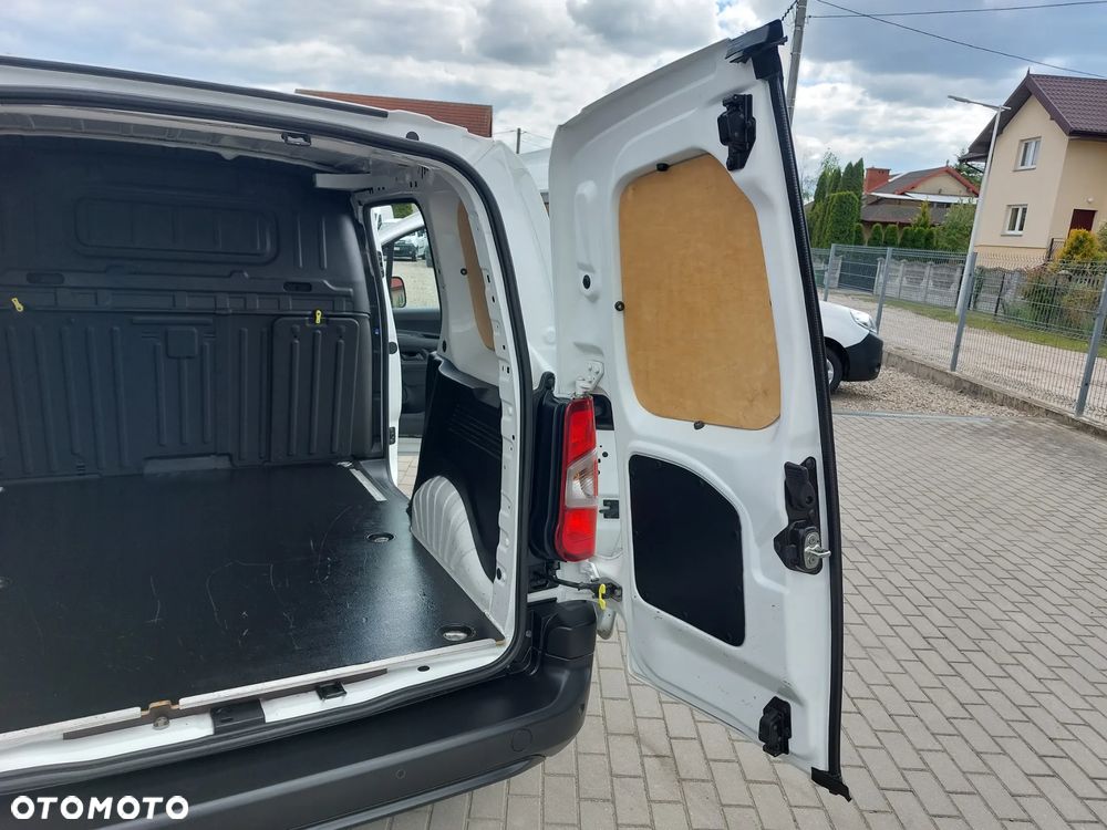 Opel Combo - 19