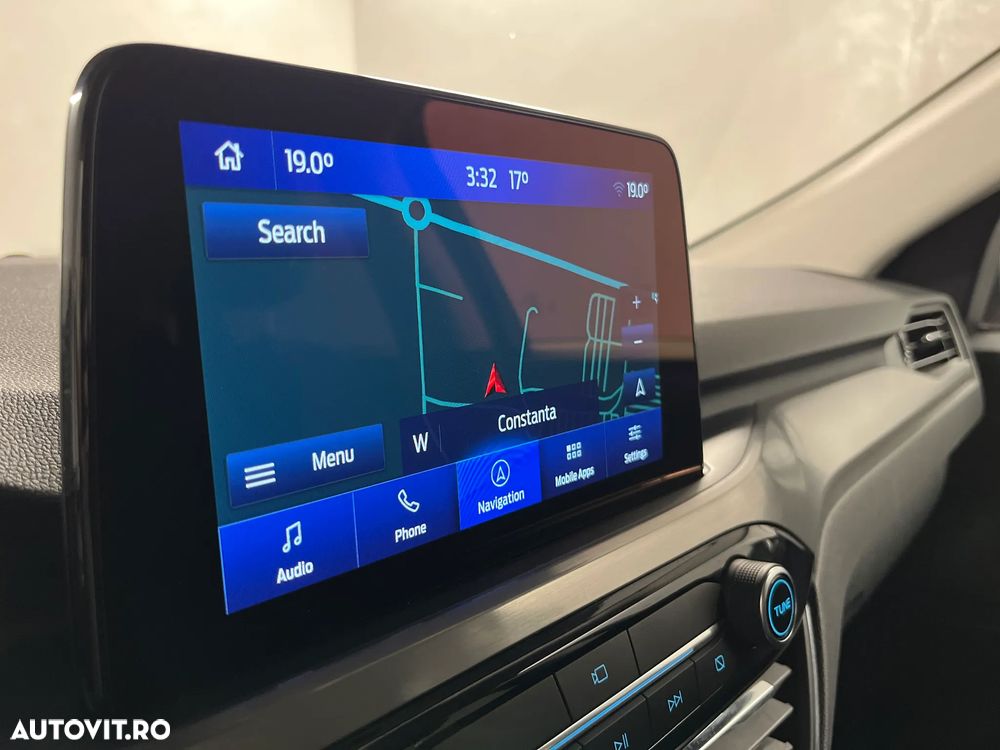 Ford Kuga - 22