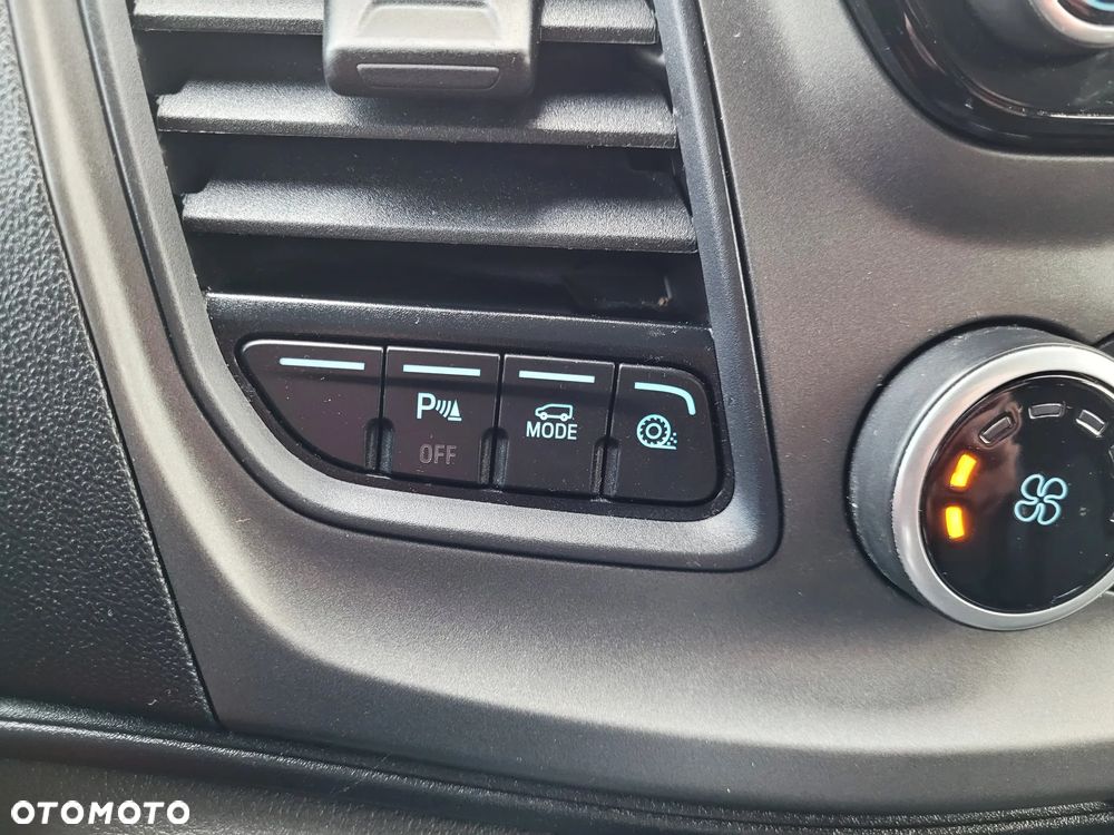 Ford Custom LEDY KAMERA KLIMA WEBASTO FV23% - 32