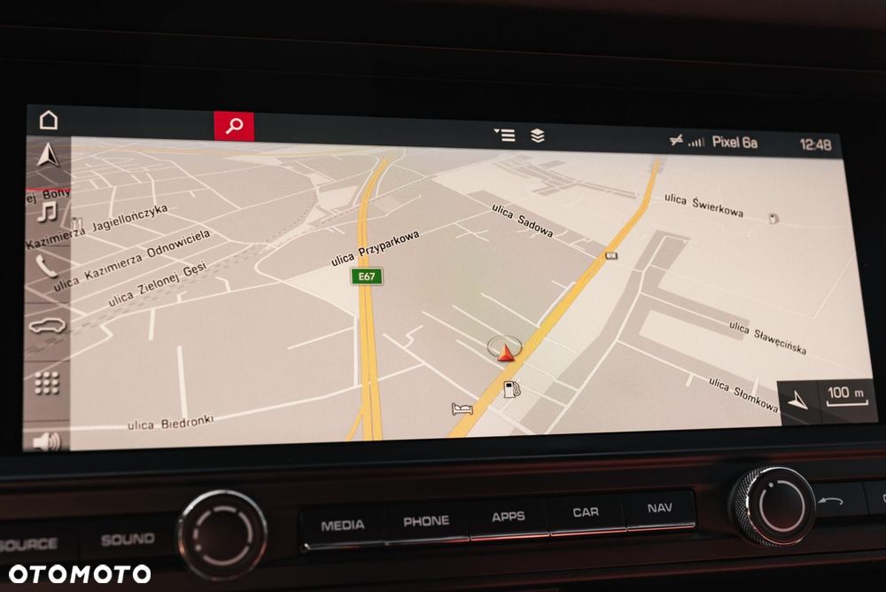 Porsche Macan Standard - 18