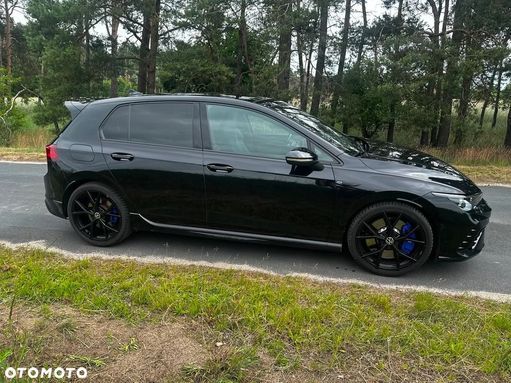 Volkswagen Golf - 10