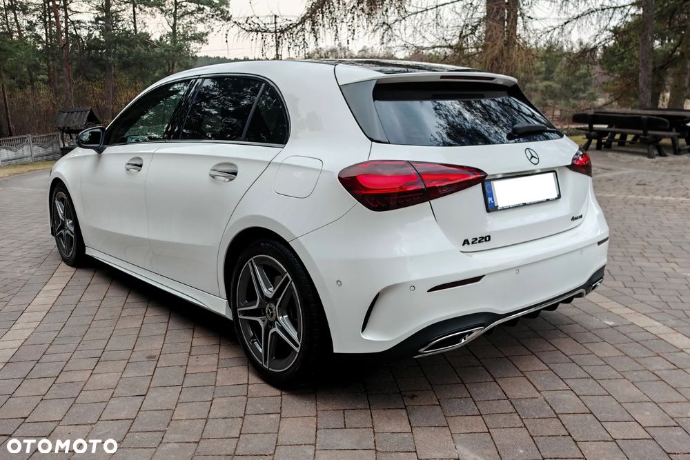 Mercedes-Benz Klasa A 220 4-Matic 7G-DCT - 3