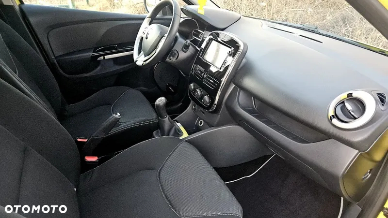 Renault Clio 1.2 16V 75 Expression - 20