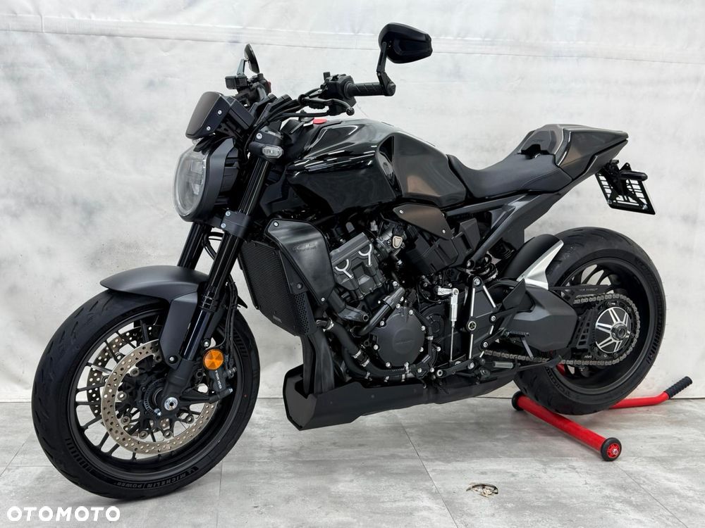 Honda CB - 21