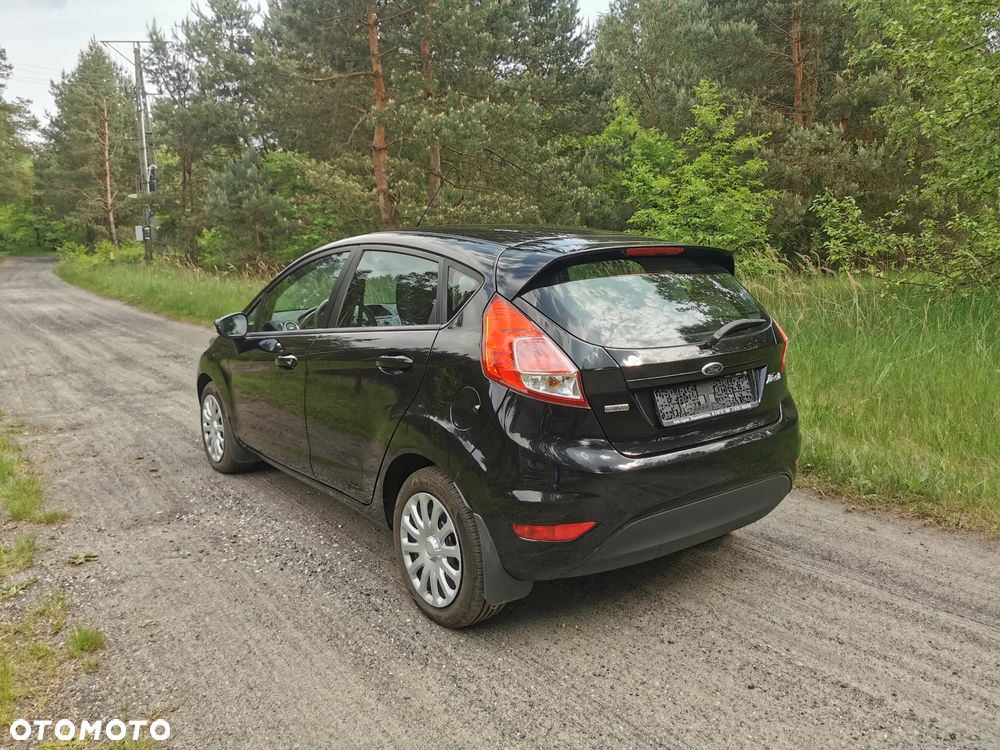 Ford Fiesta - 10