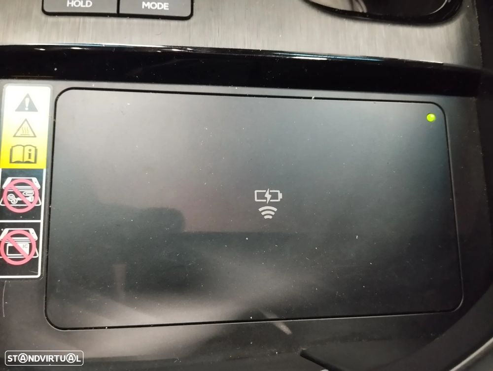 Lexus ES 300h F Sport - 39