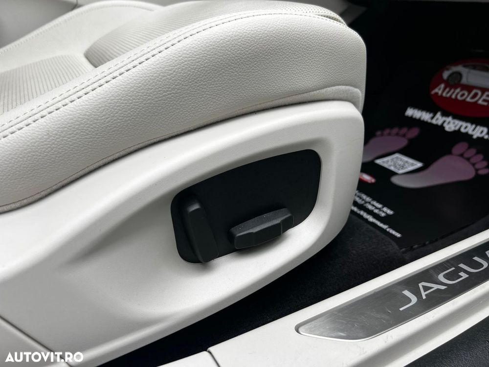 Jaguar I-Pace - 17