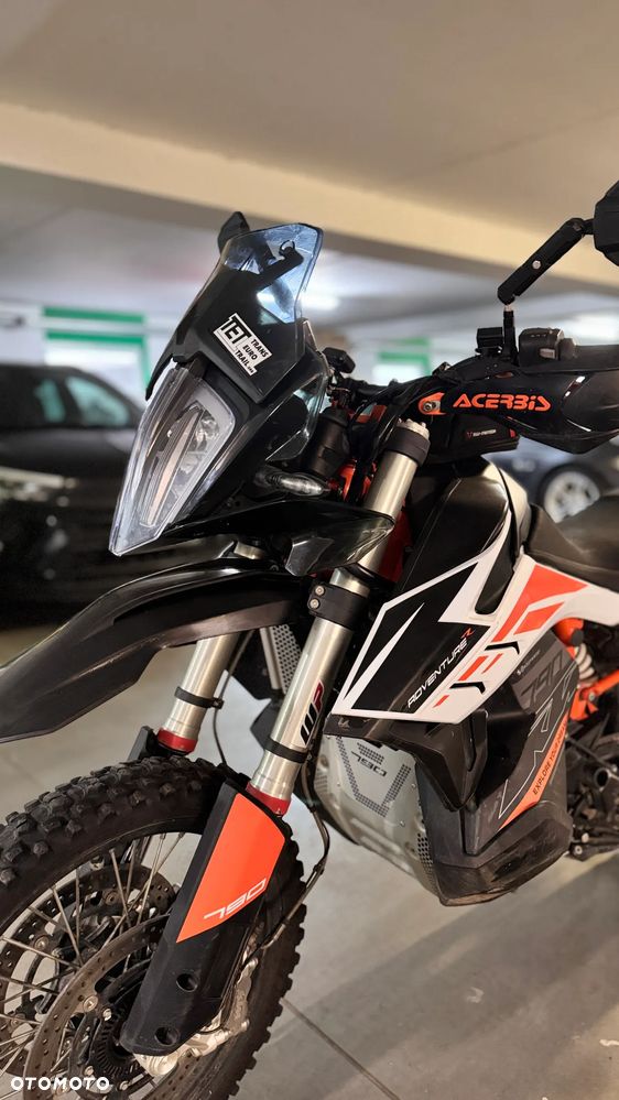 KTM Adventure - 7