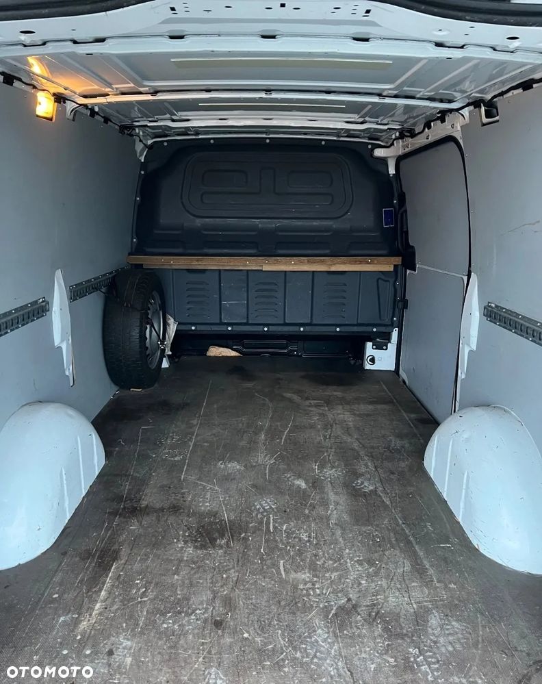 Mercedes-Benz Vito - 14