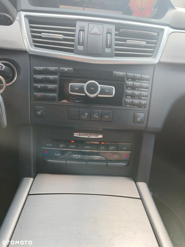 Mercedes-Benz Klasa E 220 BlueTEC 9G-TRONIC Avantgarde - 10