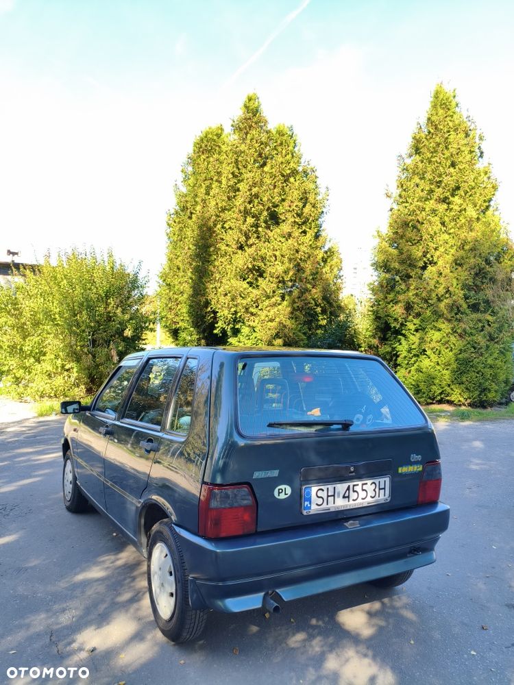 Fiat Uno - 2