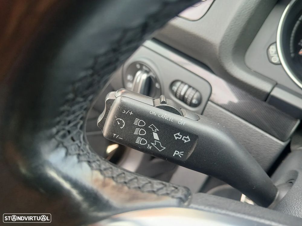 VW Scirocco 2.0 TDI Sport - 38