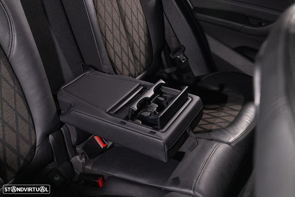 BMW X1 18 i sDrive xLine - 27