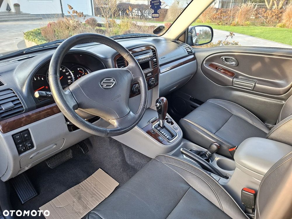 Suzuki Grand Vitara V6-2.5 Automatik Limited - 13