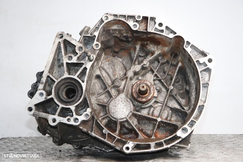 CAIXA DE VELOCIDADES VOLKSWAGEN PASSAT BERLINA 3C2 - 1