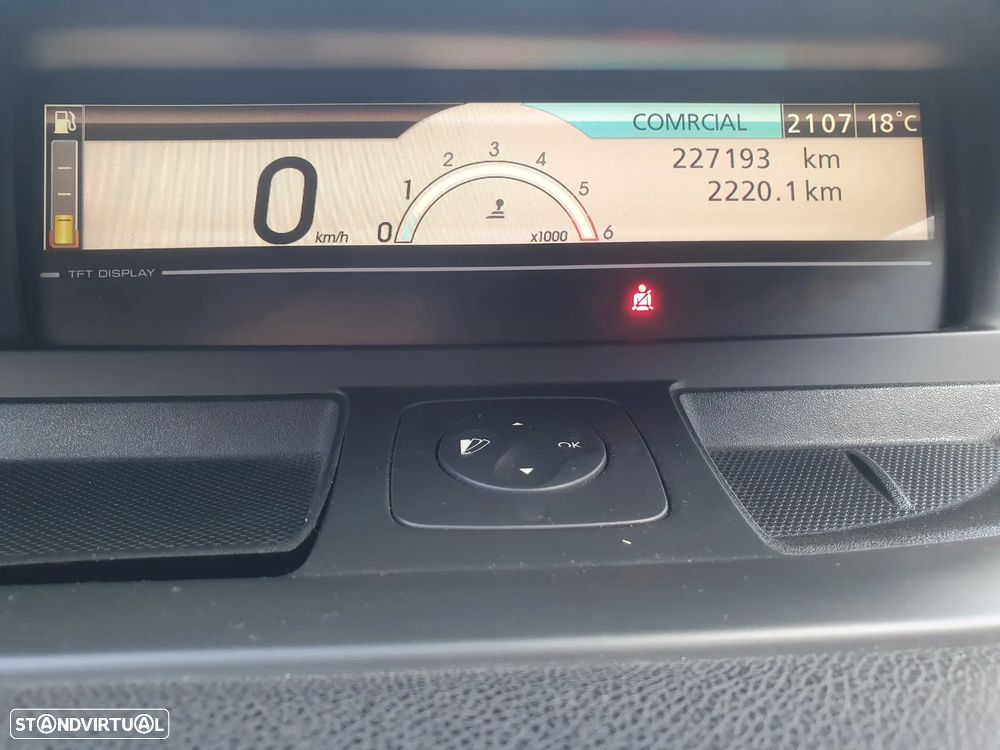 Renault Grand Scénic 1.5 dCi Dynamique S 7L - 21