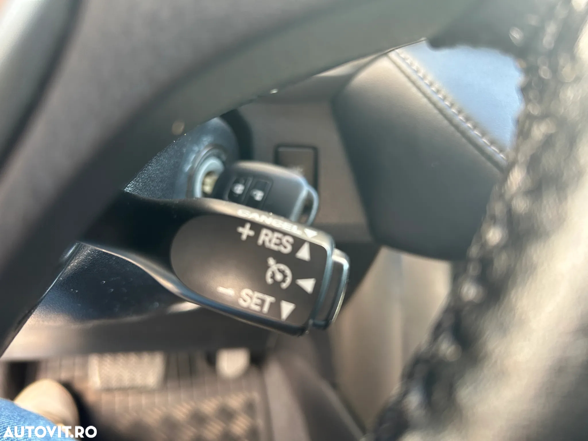 Toyota RAV4 - 18