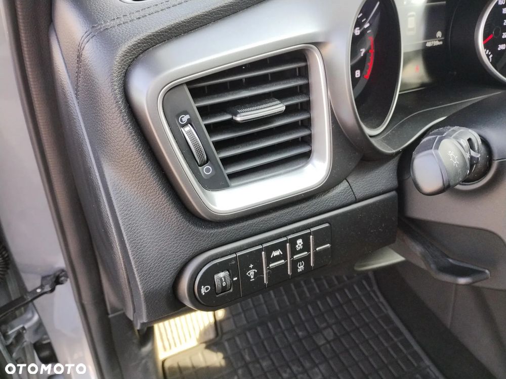 Kia Ceed 1.5 T-GDI M DCT - 21