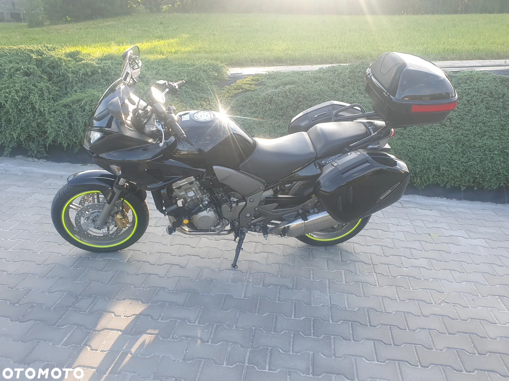 Honda CBF - 19