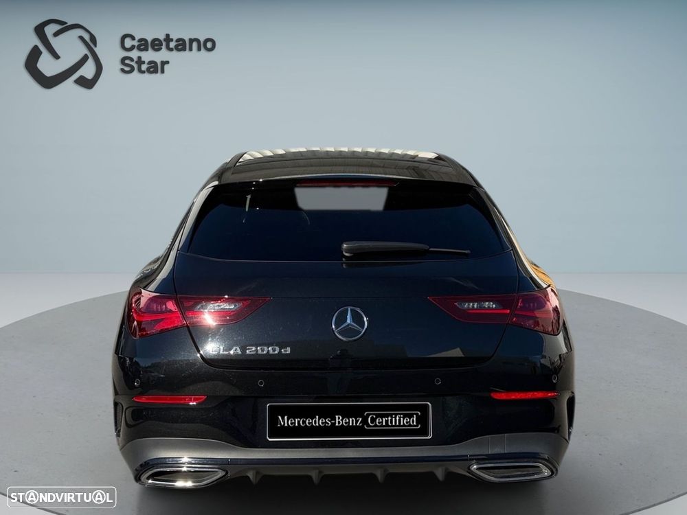 Mercedes-Benz CLA 200 d Shooting Brake AMG Line Aut. - 2