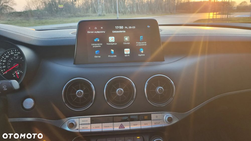 Kia Stinger 3.3 T-GDI V6 GT AWD - 14