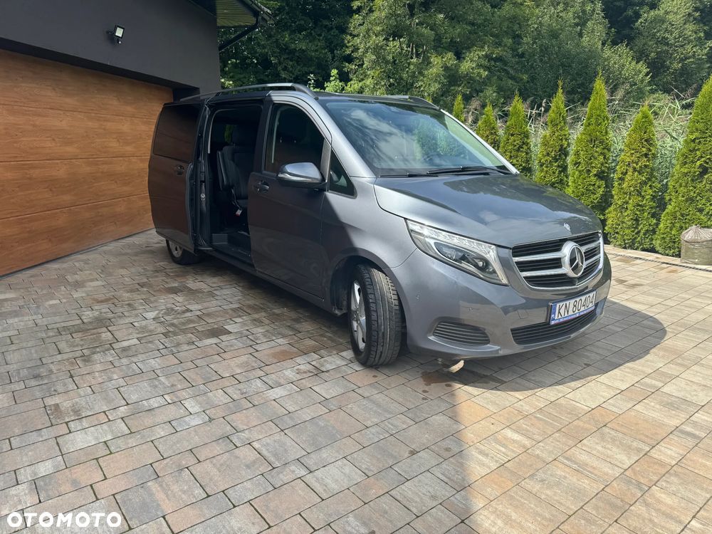Mercedes-Benz Klasa V - 9
