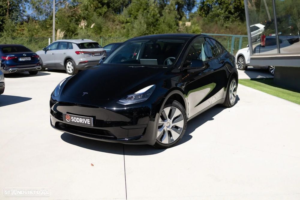 Tesla Model Y Standard - 5