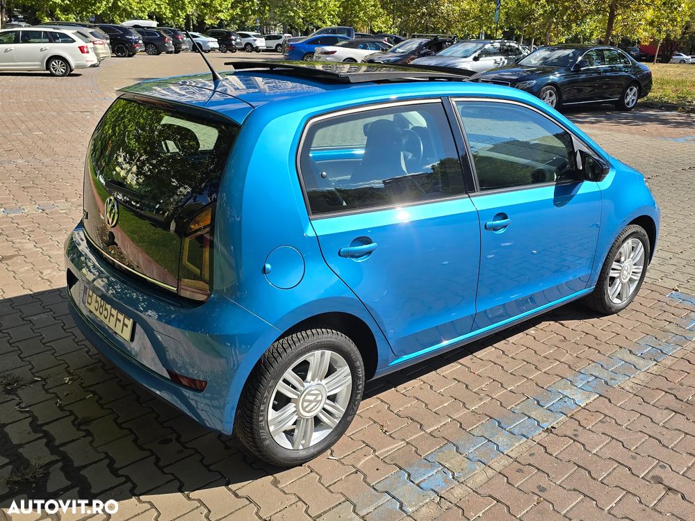 Volkswagen up! 1.0 MPI High - 3