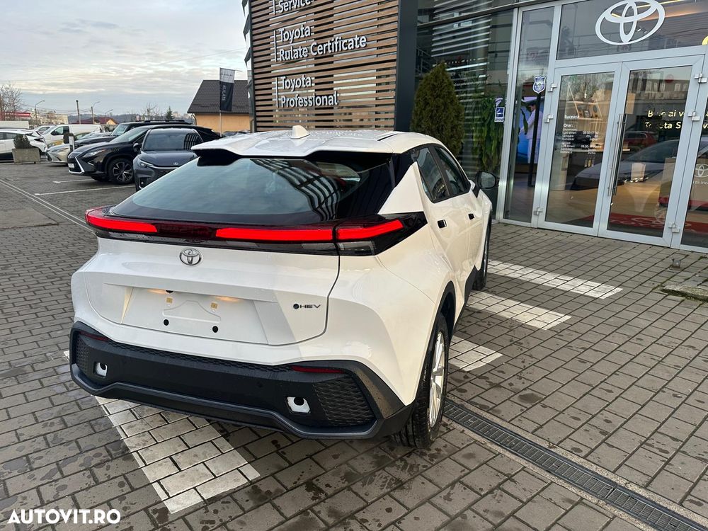 Toyota C-HR - 6