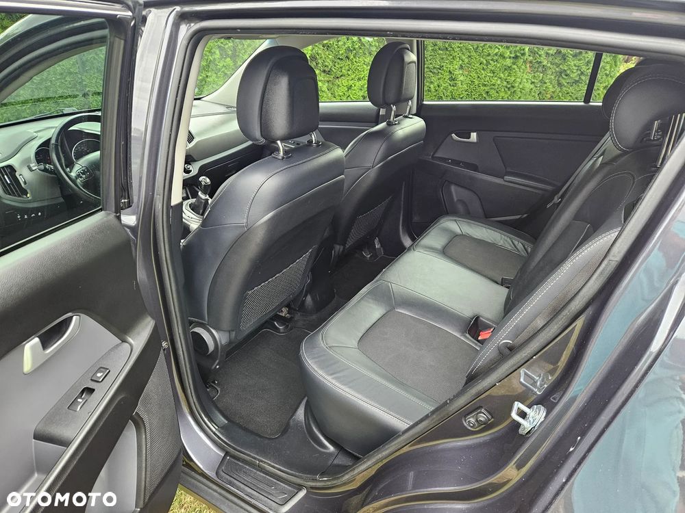 Kia Sportage 2.0 CRDI XL 2WD - 11