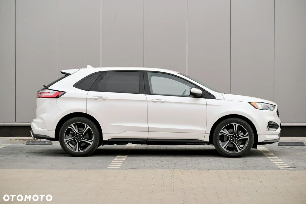 Ford Edge - 2