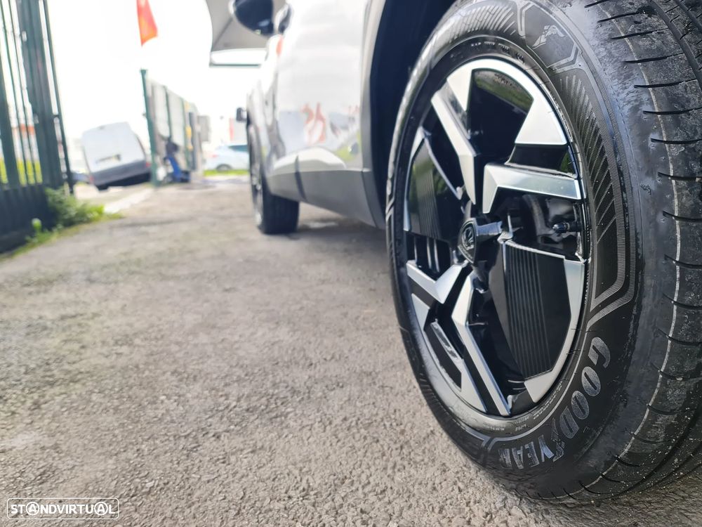 Peugeot 2008 1.2 PureTech Allure Pack - 10