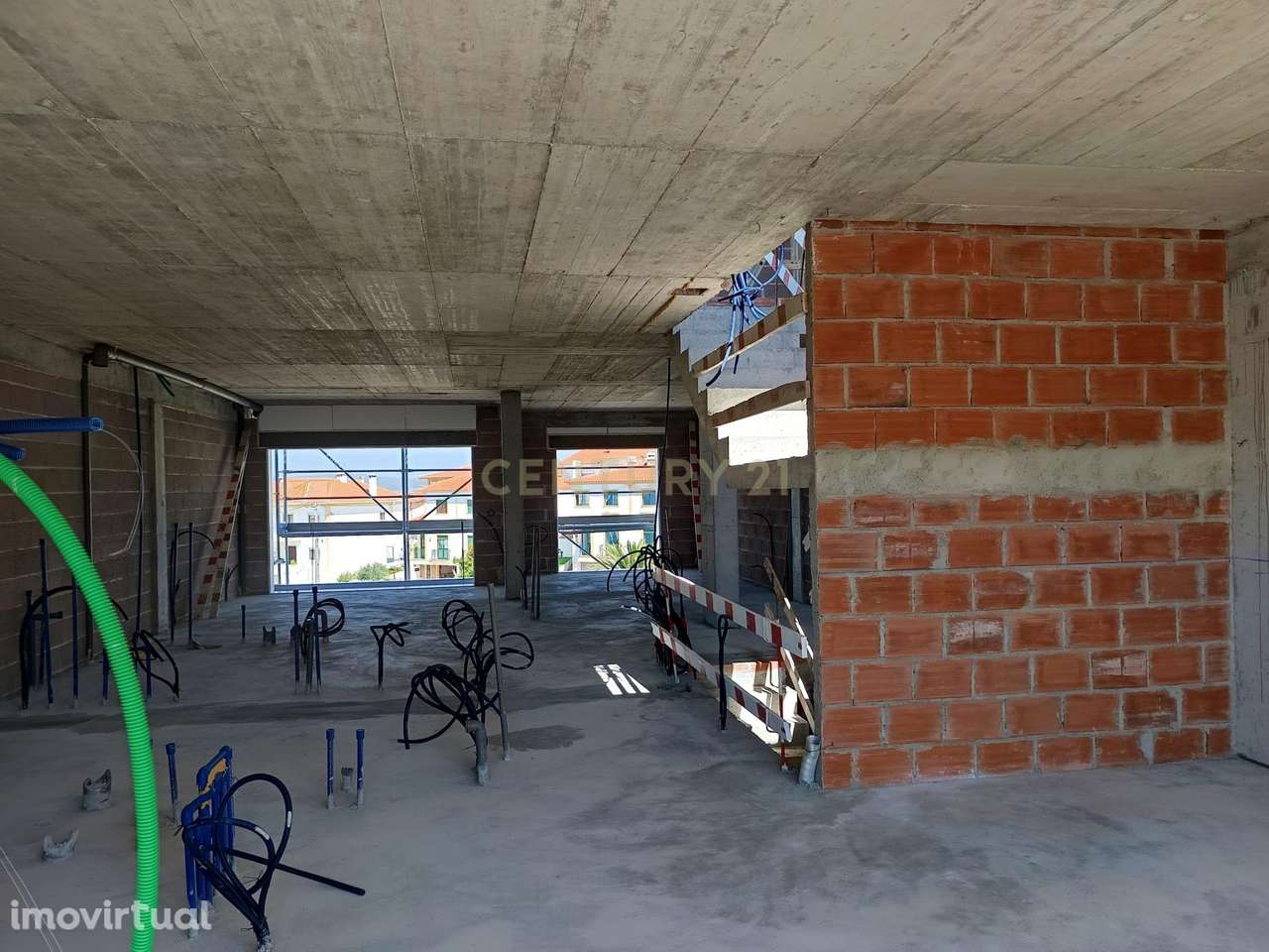 Moradia com piscina em construção com vista mar - Areia Branca,  Louri - Grande imagem: 3/15