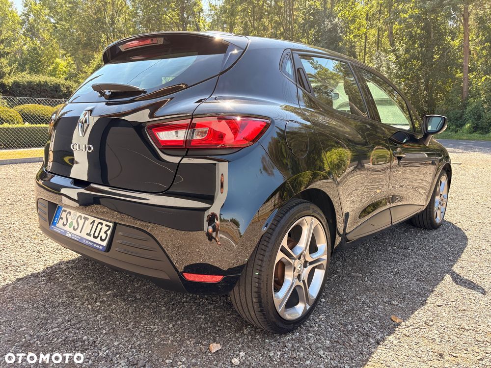 Renault Clio 1.2 16V Limited - 13