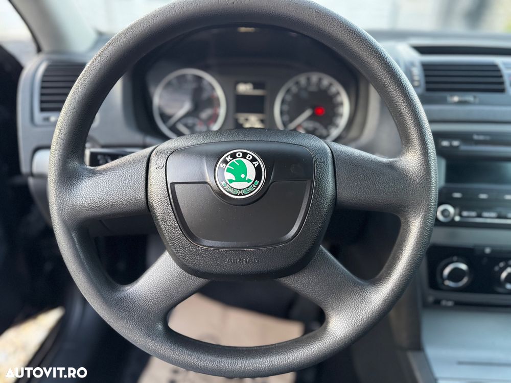 Skoda Octavia 1.4 Ambiente TSI - 19