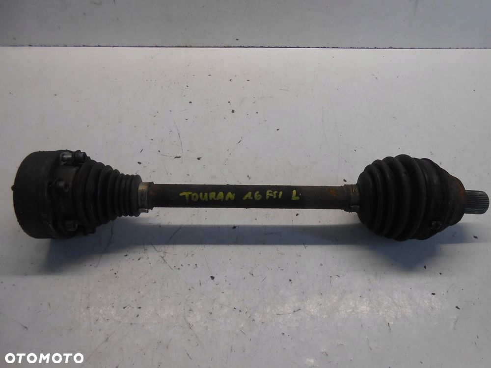 półoś lewa vw touran 1.6 fsi # - 1
