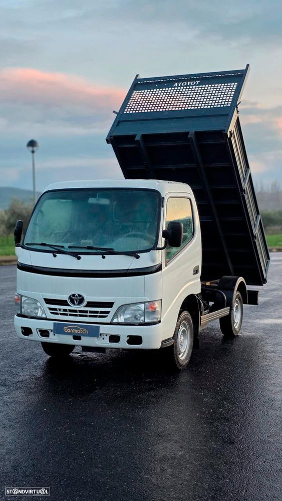 Toyota Dyna 3.0D4D Basculante - 1