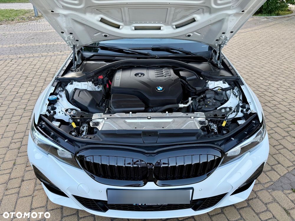BMW Seria 3 330i M Sport sport - 15