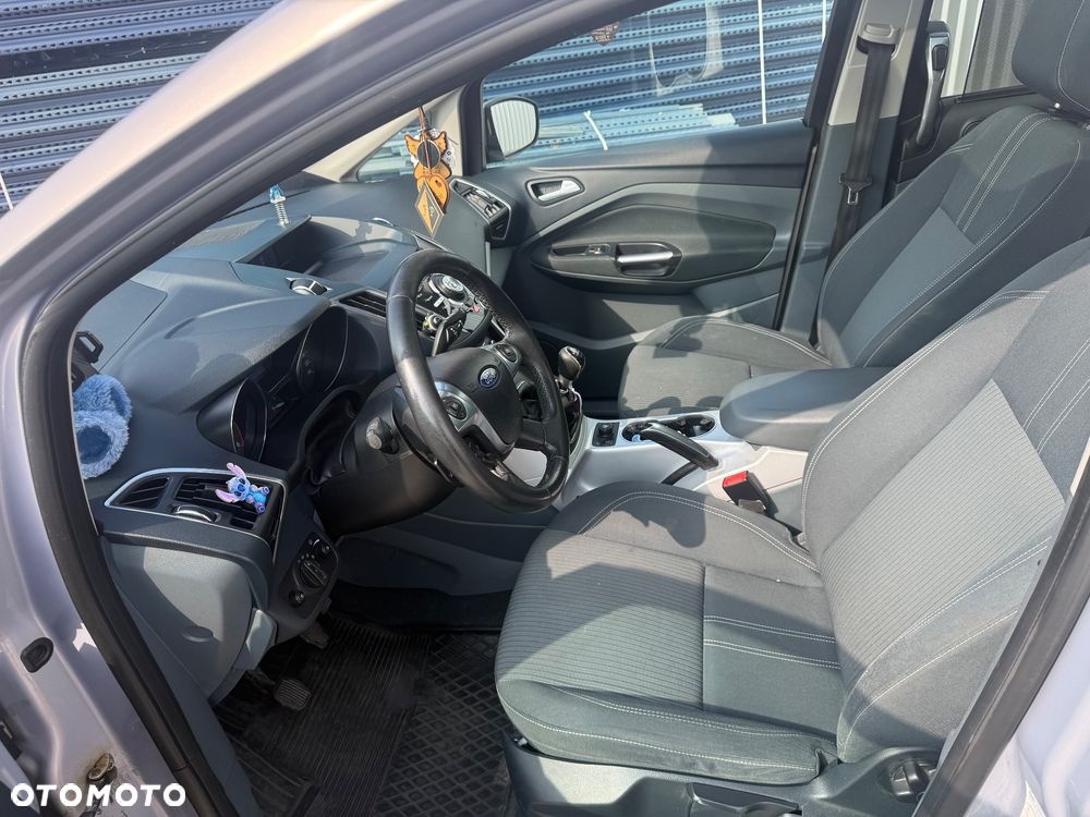 Ford Grand C-MAX 2.0 TDCi Titanium - 11