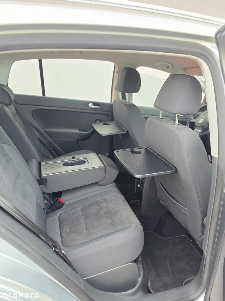 Volkswagen Golf - 20