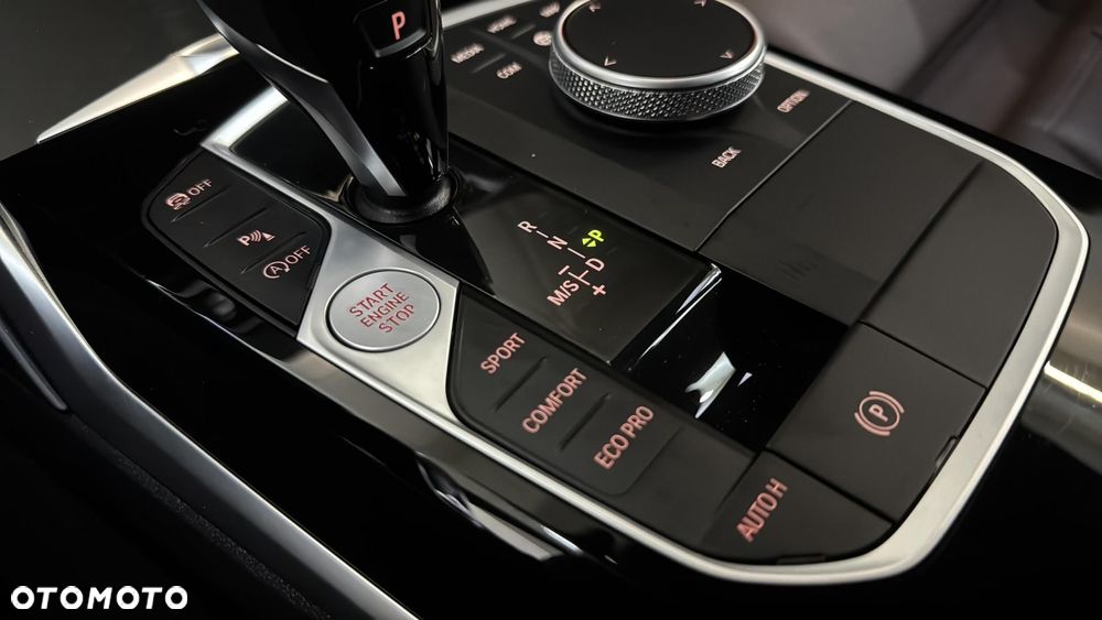 BMW Seria 3 330i M Sport sport - 21