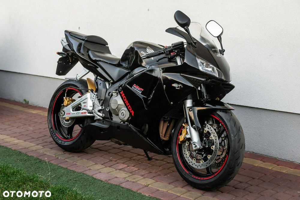 Honda CBR - 1