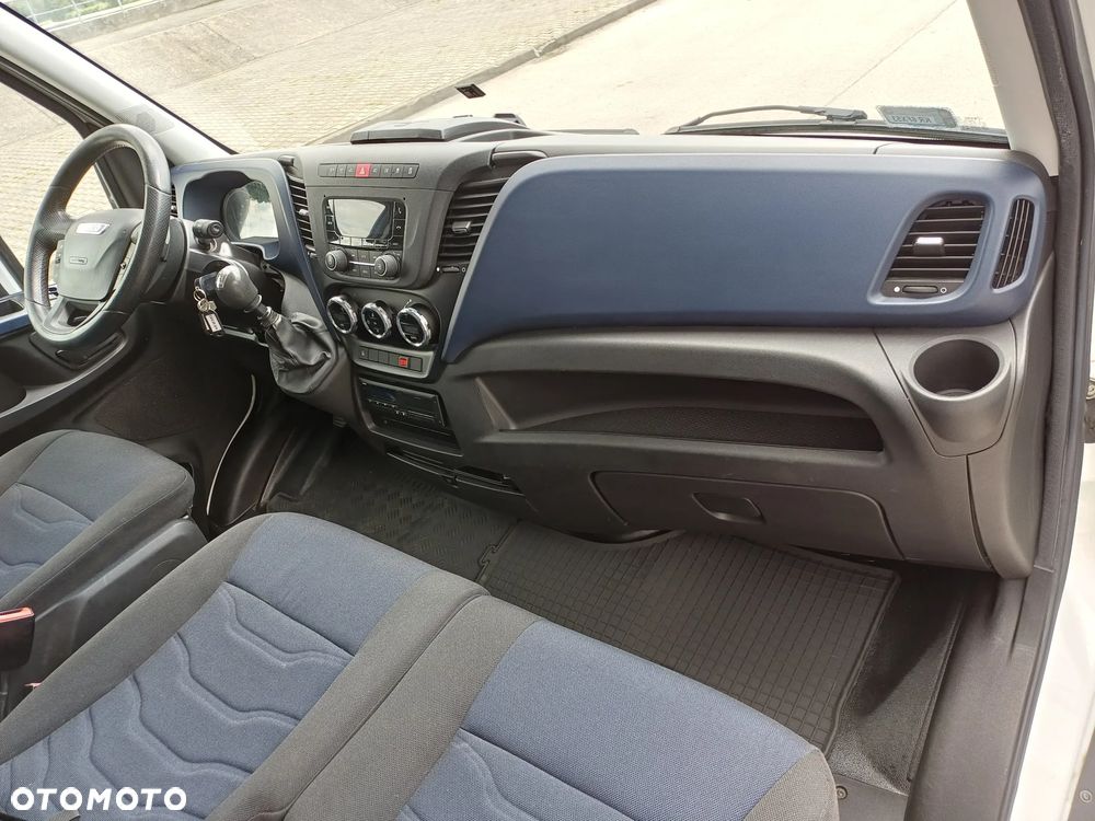 Iveco 50C15 - 38
