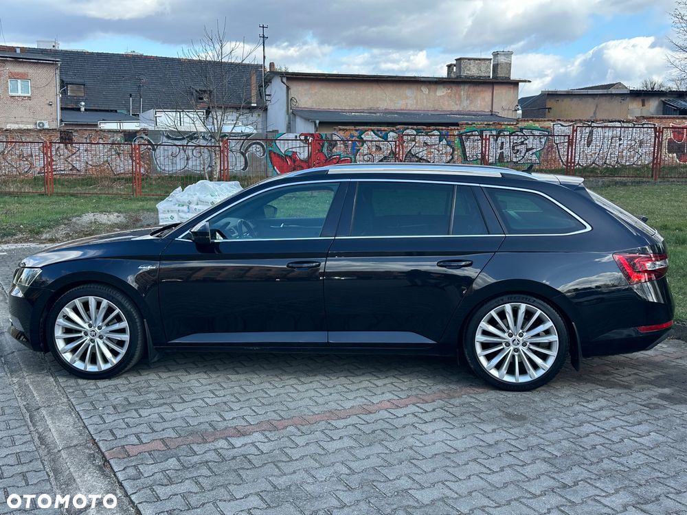 Skoda Superb 2.0 TDI L&K DSG - 8