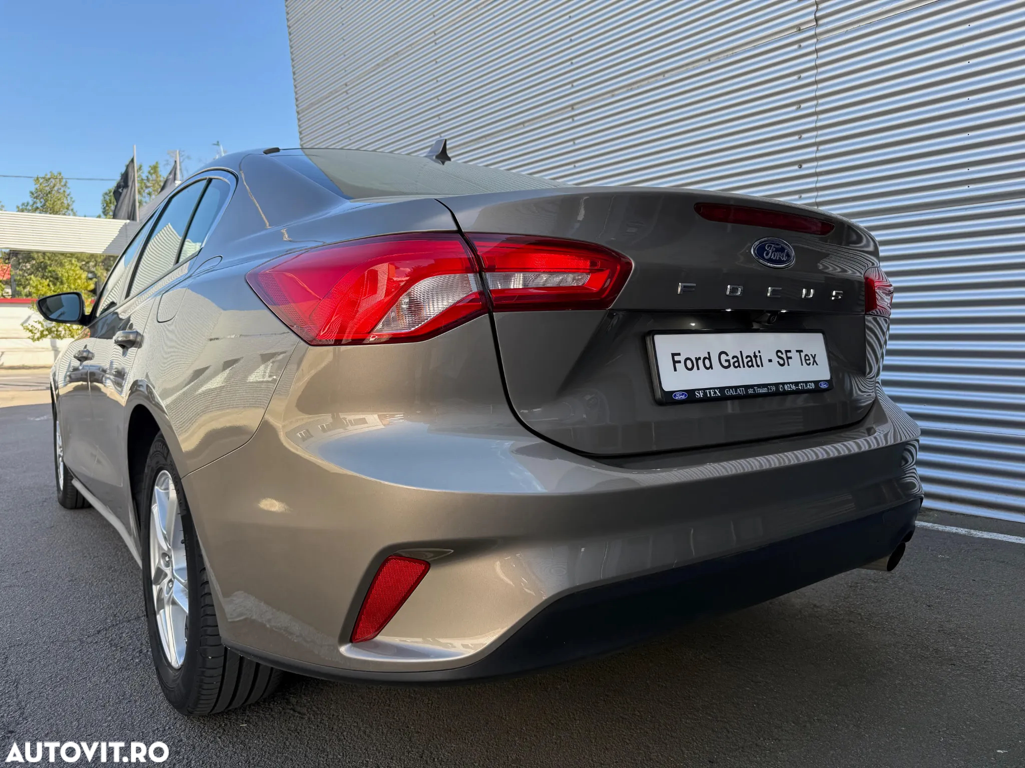 Ford Focus 1.0 EcoBoost Trend Edition - 26