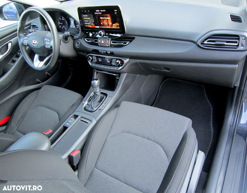 Hyundai i30 1.6 CRDI DCT Select - 10