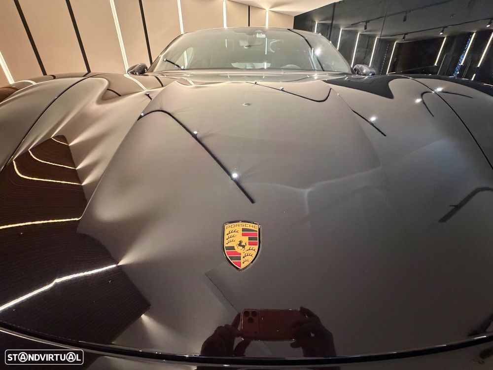 Porsche Taycan GTS - 44