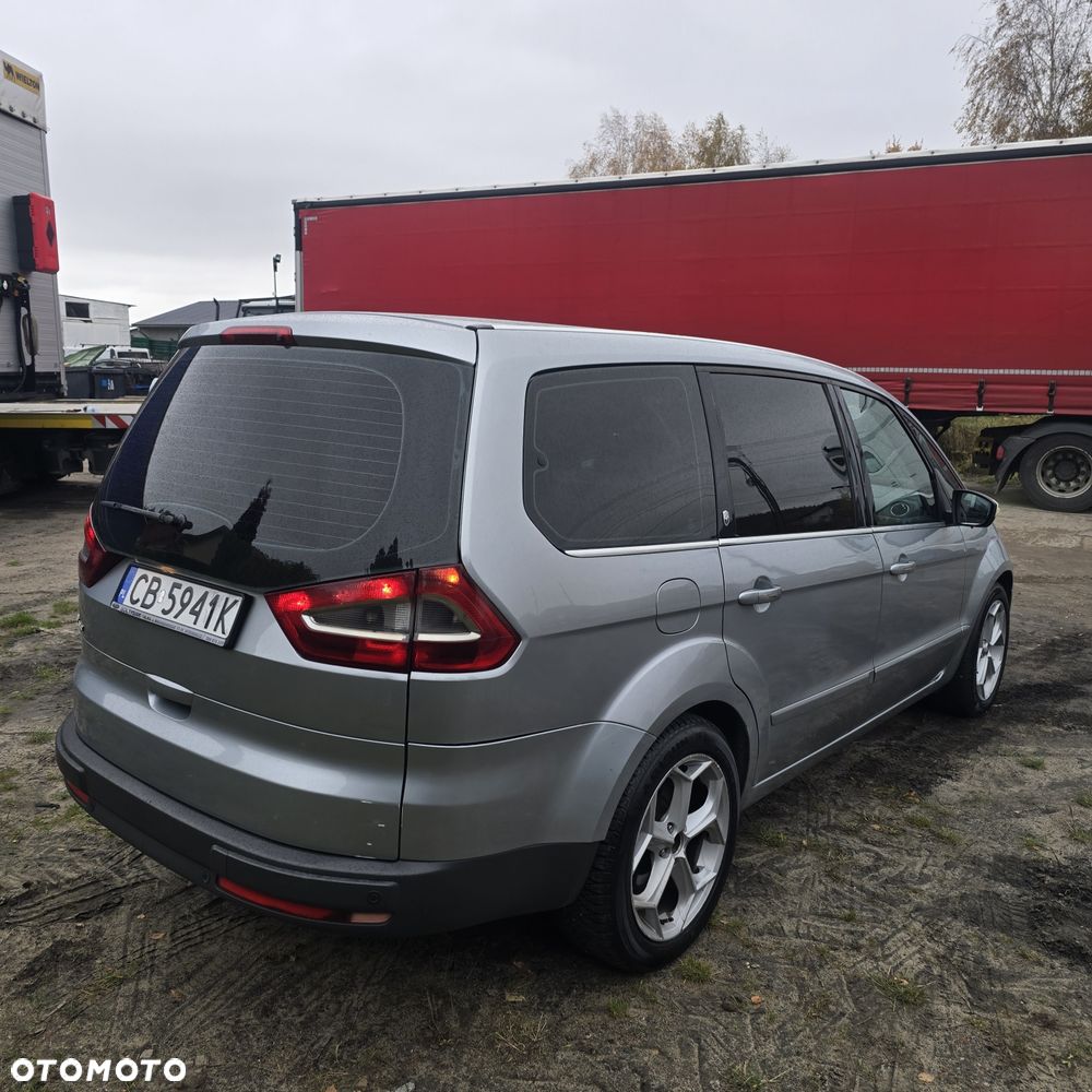 Ford Galaxy - 3